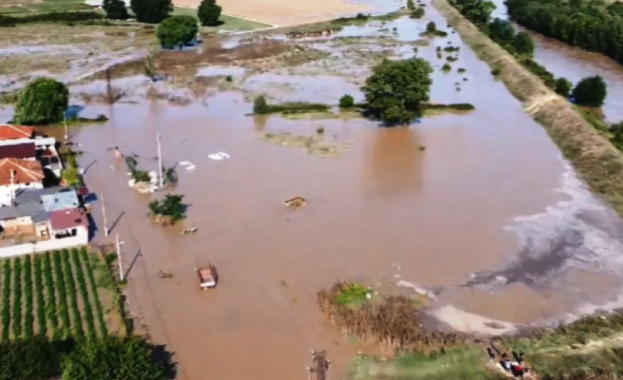 Няма пострадали след наводнението в Трилистник, но местната реколта е напълно унищожена