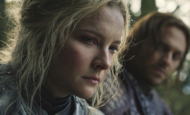 Компанията Амазон обяви че дебютът на предисторията на Властелинът на