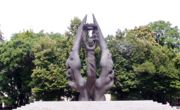 В деня на Съединението си спомняме за героите отдали живота