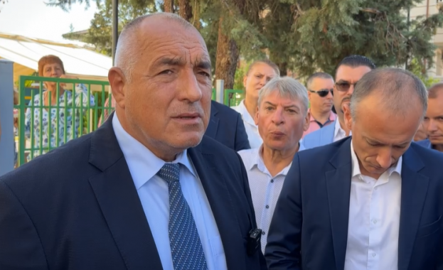 Тези от ПП си мразят народа И лъжа след лъжа