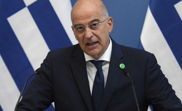 Гръцкият външен министър Никос Дендиас изпрати писма до ръководителя на