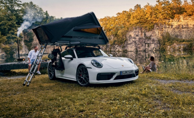 Porsche с нова палатка за покрив