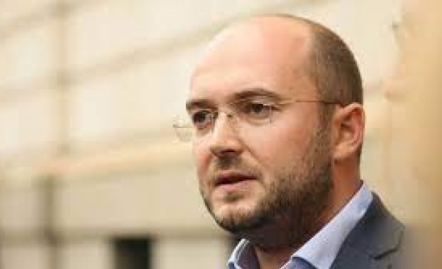 Само за четири денонощия по столичния бул Черни връх в