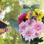 Lidl  с богато разнообразие цветя за първия учебен ден