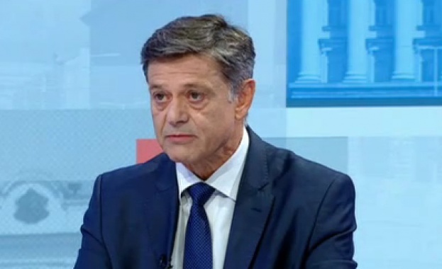 В студиото на Още от деня по БНТ ген Константин