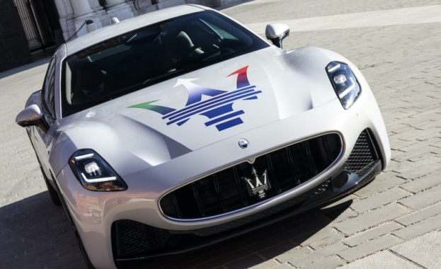 Новото Maserati GranTurismo се разходи преди официалната си премиера (Снимки)