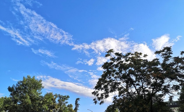 През нощта облачността ще бъде значителна на изолирани места в