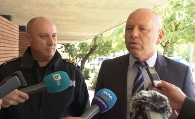 Девет души са задържани за трафик на мигранти в Сливен