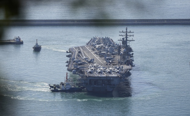 Южна Корея и САЩ започнаха военноморски маневри близо до Корейския полуостров