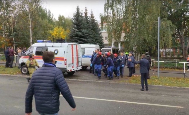 13 са убити при стрелба в училище в руската република Удмуртия, седем от тях са деца (Обновена)