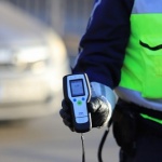 Шофьор с 2,36 промила алкохол се удари в дърво в ловешко село