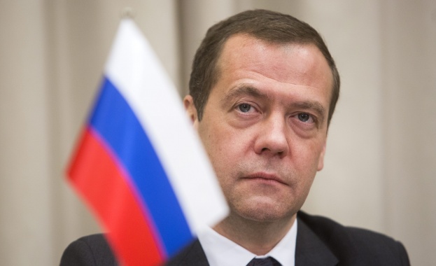 Бившият руски президент Дмитрий Медведев определи войната на Русия в