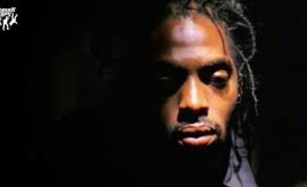 Кулио американският рапър известен най вече с песента Gangsta s Paradise от