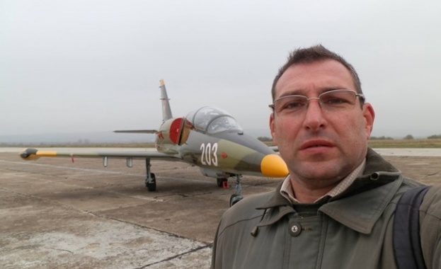 Димитър Ставрев: В момента Су-25 са най-модерните самолети в българската авиация
