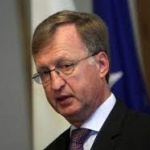 Хайнрих Браус: Не е ясно дали НАТО ще се съгласи да обсъжда членството на Украйна