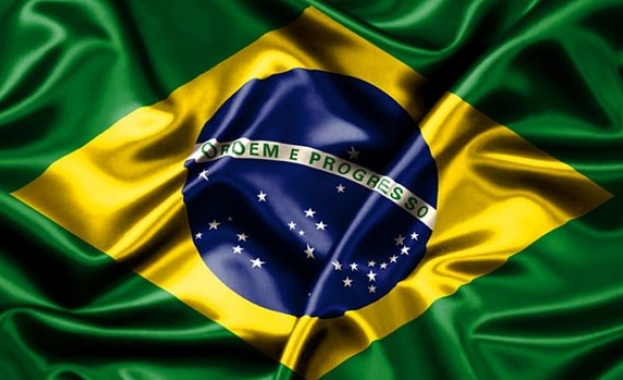 Над 156 милиона бразилци днес избират президент губернатори членове на