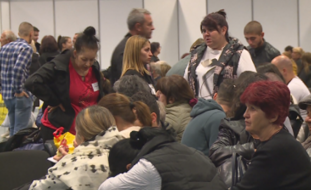 Напрежение при предаването на изборните книжа от секционните комисии в