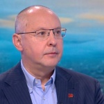 Сергей Станишев: Политиците създават атмосфера за популистки идеи като референдумите за еврото и за президентска република