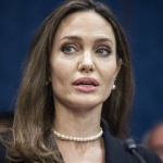 Разбери какво обичаш и го следвай...