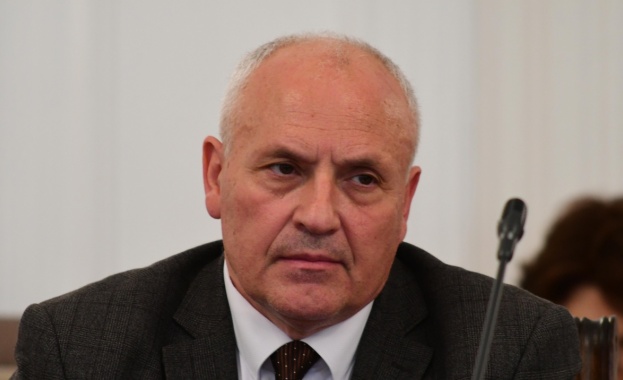 Даскалов: Част от служителите на БАБХ на „Капитан Андреево“ са били в близки отношения с „Евролаб 2011“