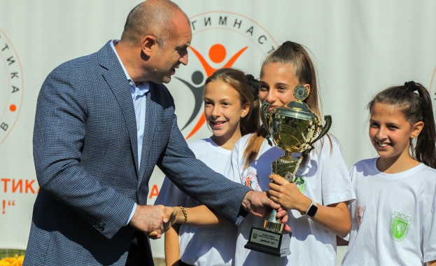 Президентът Румен Радев: Привличането на младите хора към спорта е инвестиция в бъдещето