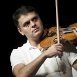 Васко Василев излиза на сцената на Античния театър в Пловдив