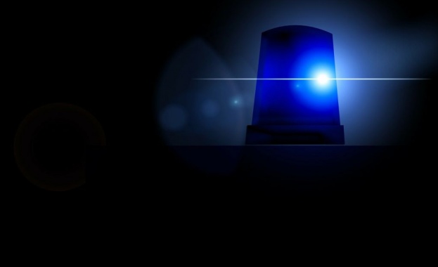 Трима души са загинали при експлозия в жилищна сграда в