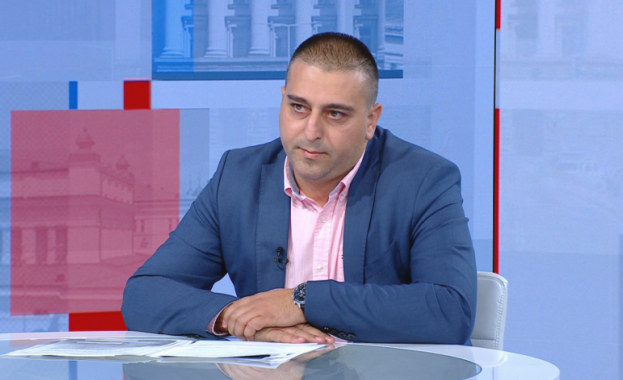 В предаването Още от деня по БНТ Крум Неделков каза