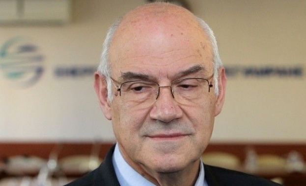 Иван Иванов, КЕВР: В Чирен е нагнетен скъп газ, затова цената за декември ще се вдигне Иван Иванов, КЕВР: В Чирен е нагнетен скъп газ, затова цената за декември ще се вдигне