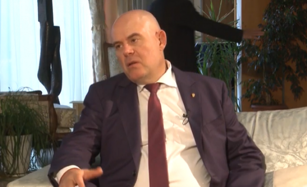 Първата стъпка е да се идентифицират проблемите на пътната инфраструктура