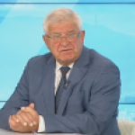 Кирил Ананиев: България трябва да завърши 2022 г. с по-нисък от заложения бюджетен дефицит