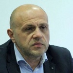 Томислав Дончев: Политиката не е състезание по надвикване, трябват диалог и компромиси