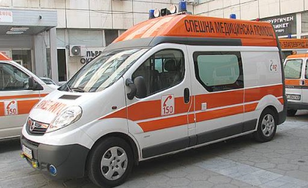Жена пострада при катастрофа в София, съобщиха от МВР.
Инцидентът е