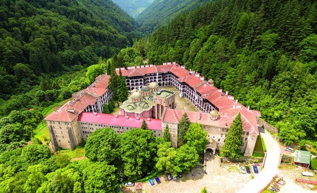 На днешния ден Рилската света обител отбеляза своя храмов празник