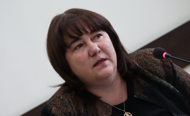 Очакванията за дефицита в държавния бюджет за 2022 г е