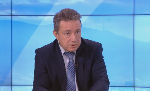 Докато не се конституира ръководство на Народното събрание то не