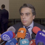 Асен Василев: Държавата е завладяна от Бойко Борисов и Делян Пеевски, а премиерът е фигурант