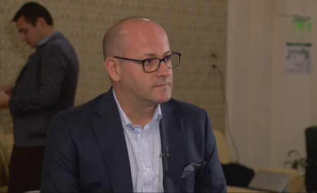 Отменената от кабинета Главчев обществена поръчка за рентгеново оборудване увеличава