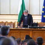 Вежди Рашидов подаде две оставки след настояване на ГЕРБ