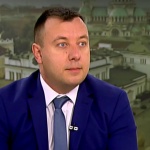 Петър Петров: „Възраждане“ настоява ЦИК да ограничи броя на подаваните онлайн заявления от един IP адрес в чужбина 