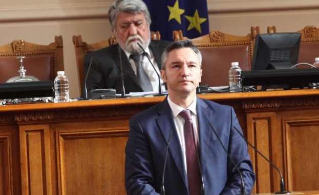 Депутатите отново не успяха да изберат председател на Народното събрание На