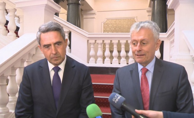 След срещите на контактната група водена от Росен Плевнелиев и