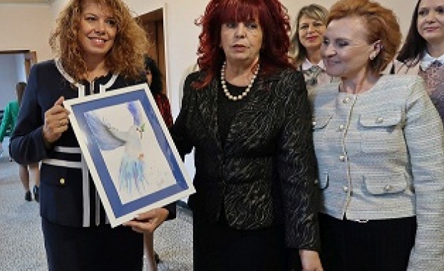 Илияна Йотова: Българското образование, култура и духовност ще ни изведат от всяка криза