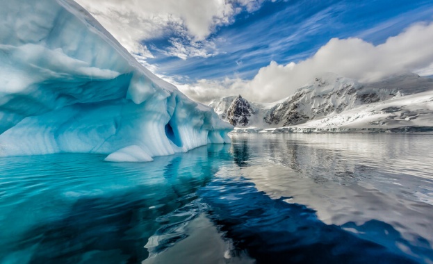 Екип от международни експерти откри 460-километрова река под ледовете на