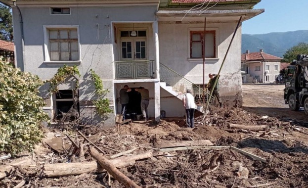 В пострадалите от наводнението карловски села започва нов оглед на