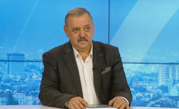 Децата карат много леко варицела и няма нужда да се