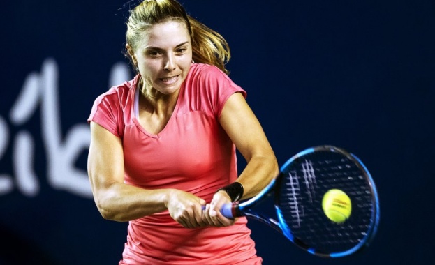 Виктория Томова ще спори за титлата на тенис турнира в