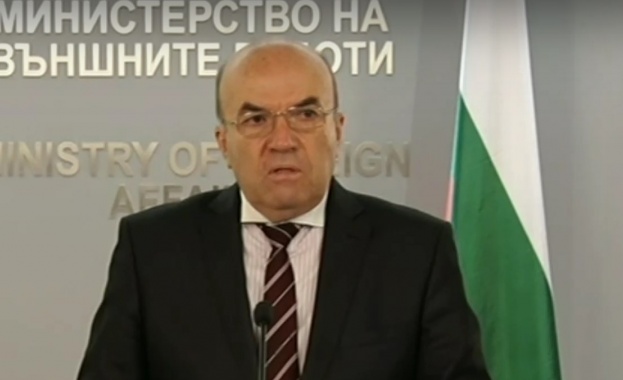 Започна официалната среща на външния министър Николай Милков с колегата