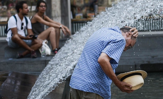Най малко 15 000 души са починали тази година заради необичайно