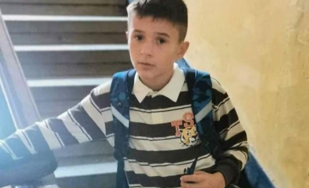 Вече второ денонощие продължава издирването на 12 годишния Александър от Перник